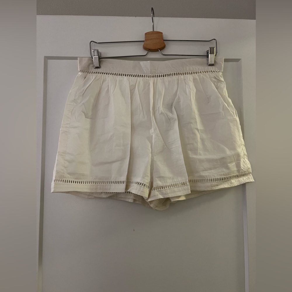 High Waisted white Missguided shorts